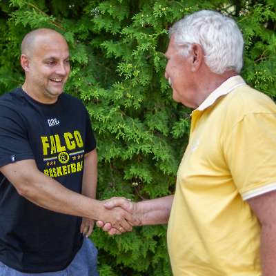 FALCO adományátadás